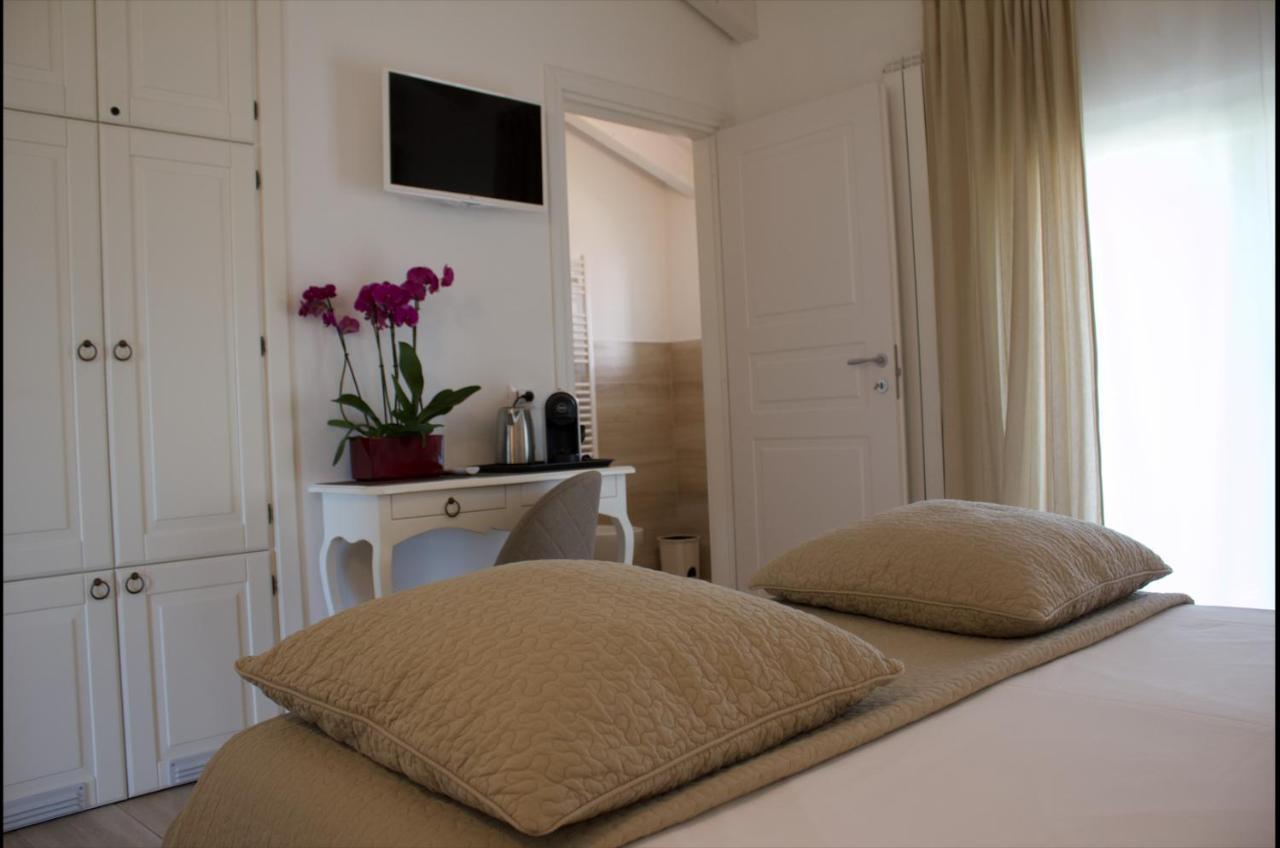 Casa Speri Bed & Breakfast Peschiera del Garda Exterior photo